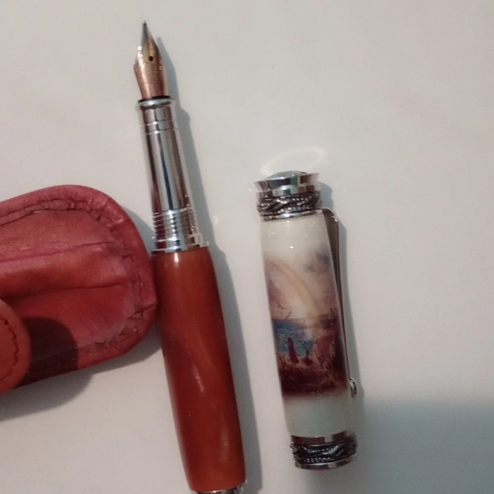 Elegant Fountain Pen - Picture 4 of 5